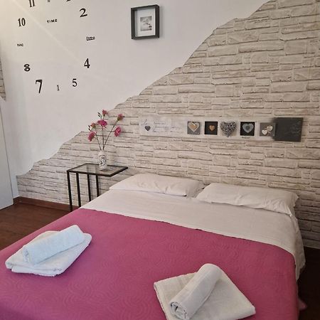 Apartament A Casa Di Delia - Stazione Fidene Rzym Zewnętrze zdjęcie